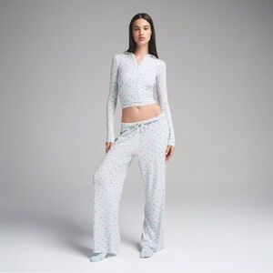 Skims Candy Hearts Valentines Lounge Set